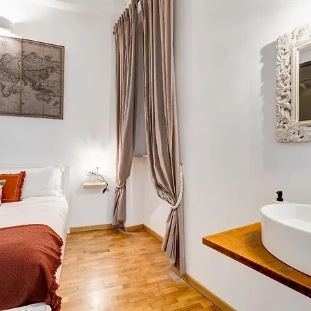 Trastevere One By Ghor Rom