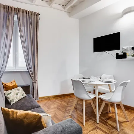 Trastevere One By Ghor Rom